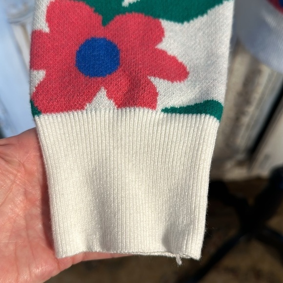 OntWelfth Double Knit Long Sleeve Turtleneck Daisy Flower Graphic Sweater Size M - Picture 7 of 13